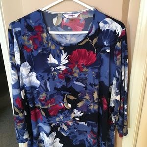 Tanjay, soft, stretchy top